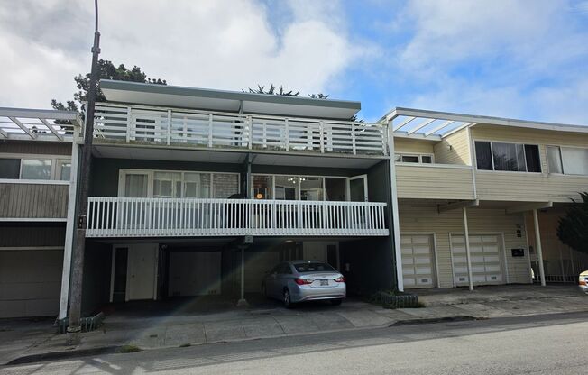 981 Duncan Street