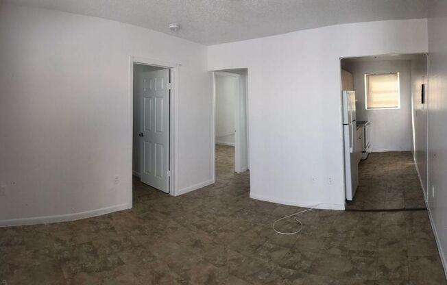 2 beds, 1 bath, $1,750, Unit 1805-303