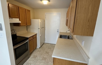 1 bed, 1 bath, 778 sqft, $1,700, Unit 6