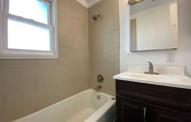 1 bed, 1 bath, $2,075