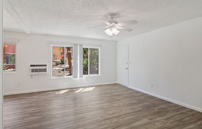 2 beds, 2 baths, 935 sqft, $2,550, Unit 025