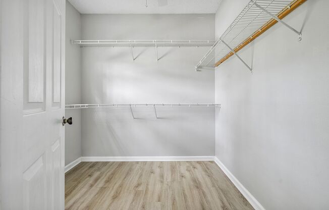 2 beds, 2 baths, $1,600, Unit # 1921