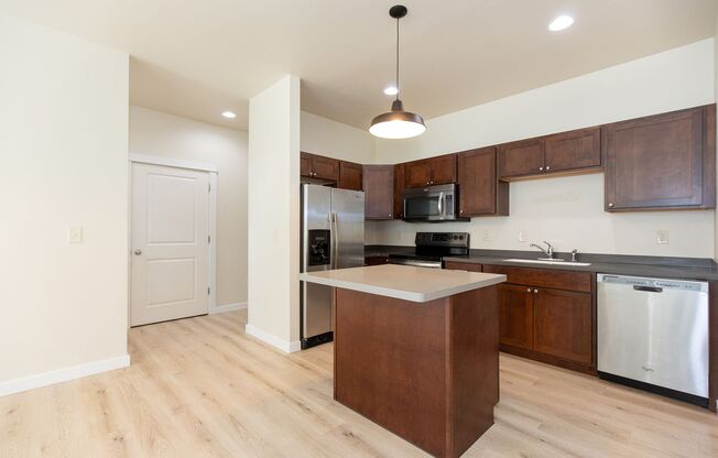 3 beds, 2.5 baths, 1,300 sqft, $2,500, Unit 2752 Catalyst Street B