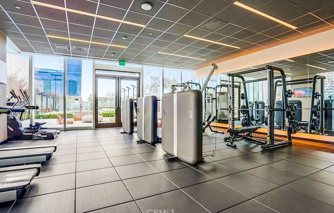 Studio, 1 bath, 480 sqft, $3,000, Unit 3305