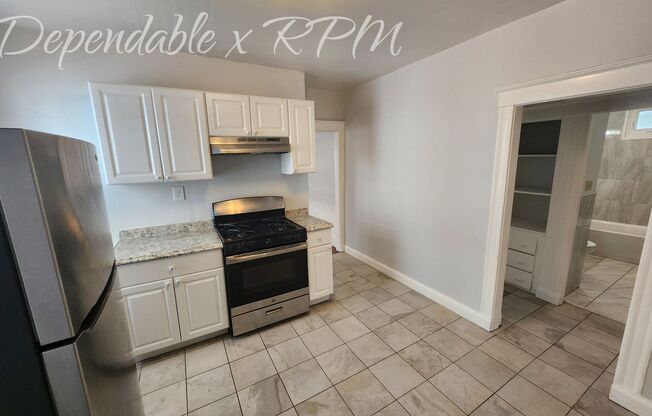 3 beds, 1 bath, 1,300 sqft, $2,900, Unit Unit 2