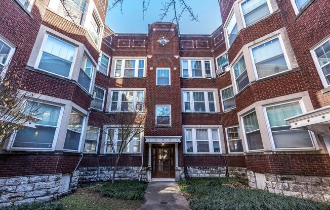 1 bed, 1 bath, 900 sqft, $850, Unit #25
