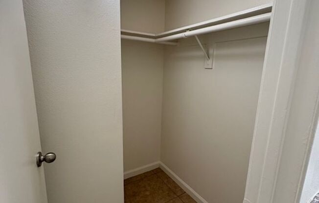 Studio, 1 bath, 436 sqft, $1,225, Unit 21