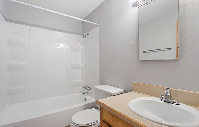 2 beds, 1 bath, 900 sqft, $1,495, Unit 119