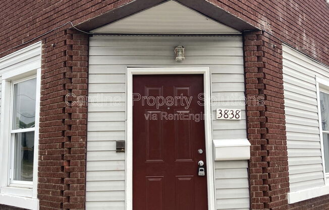 4 beds, 2 baths, 1,992 sqft, $1,600