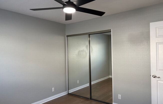 2 beds, 1 bath, 850 sqft, $2,730, Unit 905B