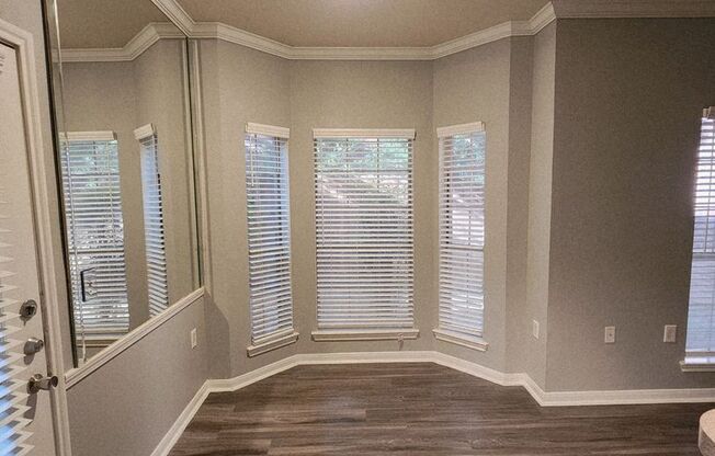 2 beds, 2 baths, 1,002 sqft, $1,695, Unit 704-u