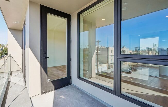 2 beds, 1 bath, 751 sqft, $3,895