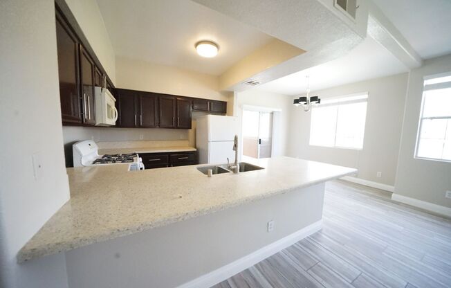 3 beds, 2 baths, $1,740, Unit Parcel #: 138-28-513-111