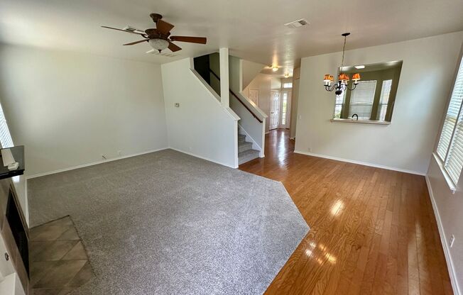 3 bedroom townhome - Don't miss out!