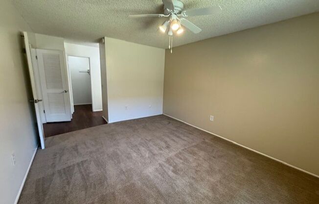1 bed, 1 bath, 716 sqft, $2,100, Unit P002