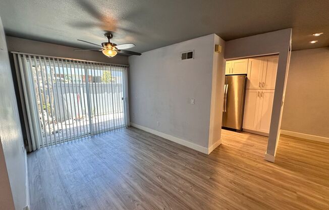 Townhouse - 2 Story, 3 Bedroom in the Beautiful City of Costa Mesa!