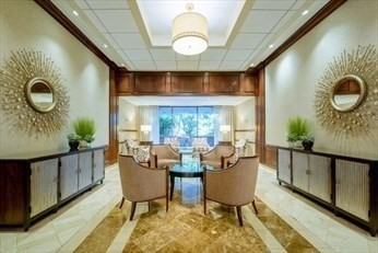 1 bed, 1 bath, 952 sqft, $3,450, Unit 17R