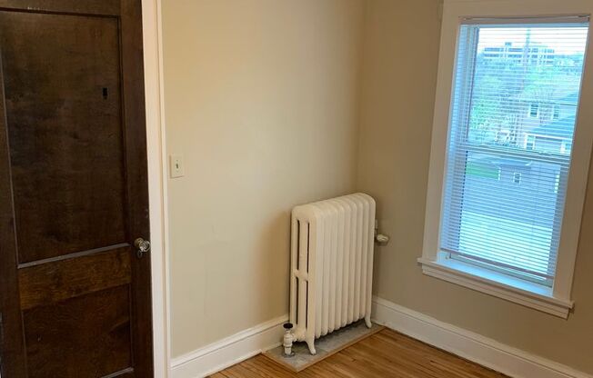 2 beds, 1 bath, $1,399, Unit 2809-310