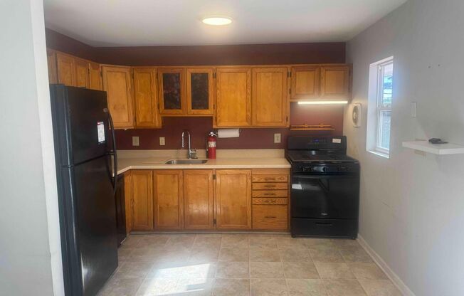 4 beds, 2 baths, $2,250