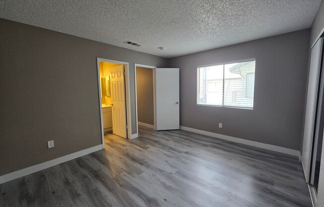 2 beds, 2 baths, 875 sqft, $1,395, Unit 9