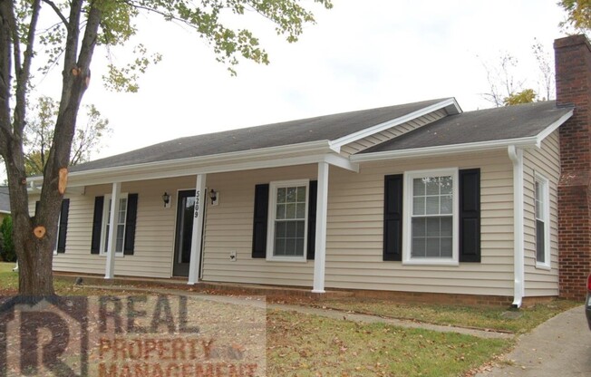 Spacious 3BR/2BA Ranch Home w/fenced yard in 27410