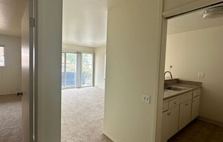 1 bed, 1 bath, 650 sqft, $1,795