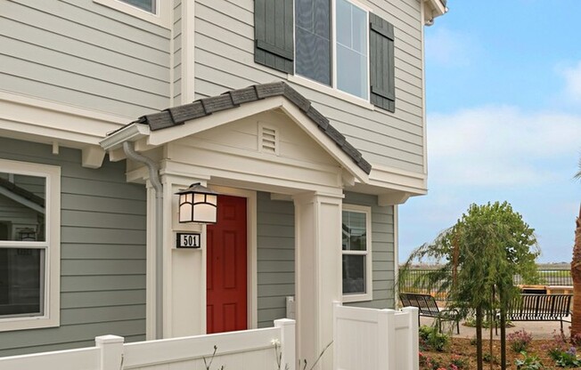 BEAUTIFUL HOME WITH SPECTACULAR VIEWS OF SAN DIEGO BAY AND CORONADO BRIDGE IN GORGEOUS BAYSIDE LANDING!
