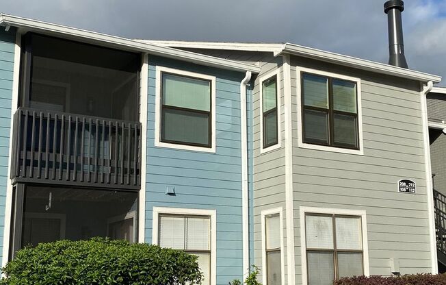 2 beds, 2 baths, $1,595