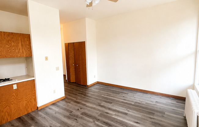 1 bed, 1 bath, 482 sqft, $1,150, Unit 223A