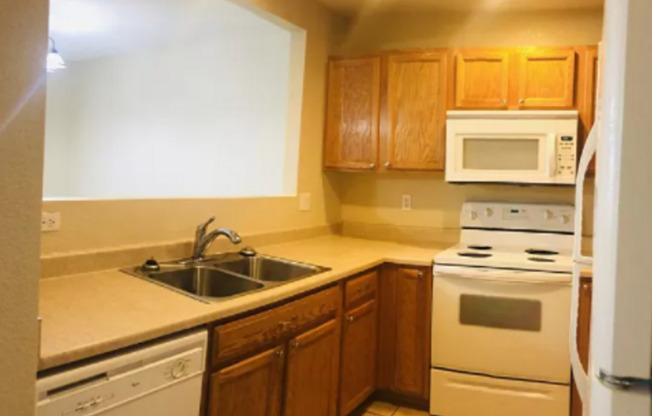 3 beds, 2 baths, $2,395