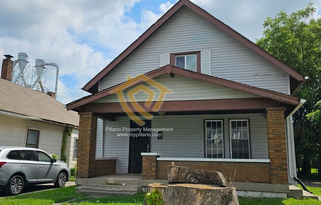 $500 OFF MOVE-IN SPECIAL!!! Eastside Newly Renovated 3 Bedroom / 2 Bath!