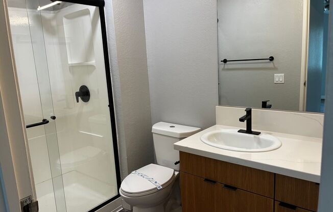 2 beds, 2 baths, 986 sqft, $2,750, Unit 546