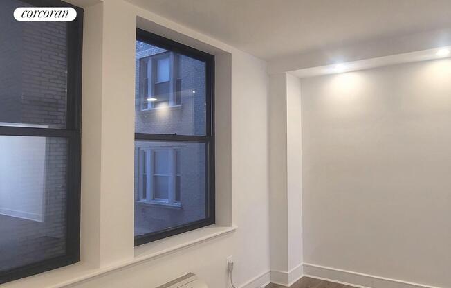 1 bed, 1 bath, $5,500, Unit 4F