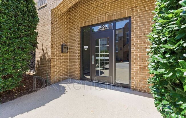 220 Renaissance Parkway Northeast