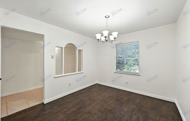 1827 PAXTON DR