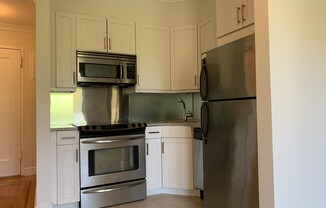 210 W 70th St