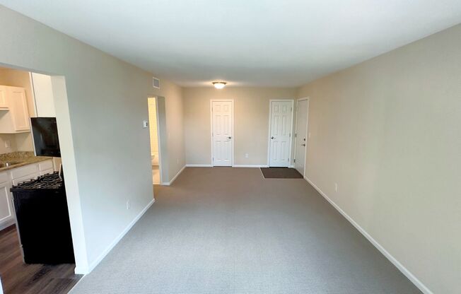 2 beds, 1 bath, $1,395, Unit 1