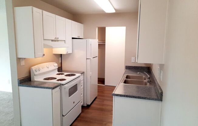 SUNDANCER APARTMENTS