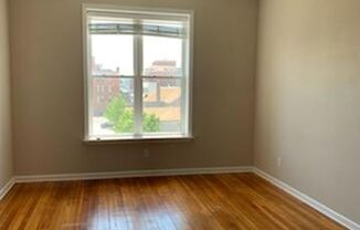 1 bed, 1 bath, $875, Unit 108 Apt. 11