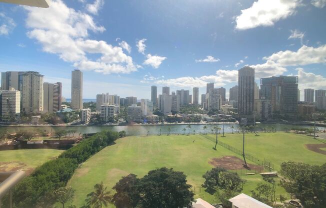 *VIEW FULL AD FOR DETAILS* $500 1ST MONTH RENT SPECIAL | RENOVATED HIGH-RISE STUDIO/1BA/1PK RENTAL IN MARCO POLO BUILDING! POOL! SAUNA! BASKETBALL & TENNIS COURT! BARBECUE AREA! | MCCULLY-MOILIILI