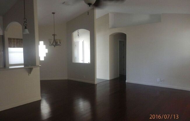 3 beds, 2 baths, $1,700