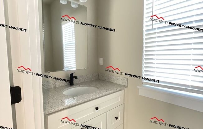 2 beds, 2.5 baths, 1,069 sqft, $1,695, Unit #U-10