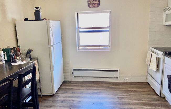 2 beds, 1 bath, 1,000 sqft, $1,500, Unit #3