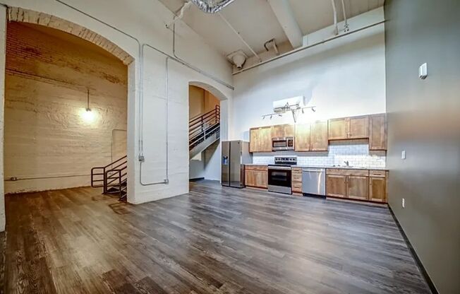 Lyon Apartments