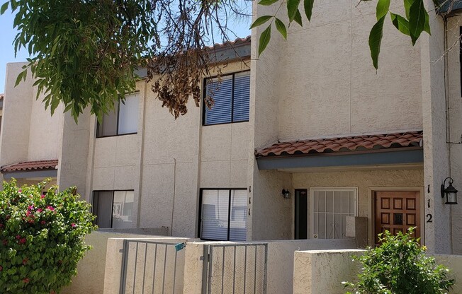 2 beds, 2.5 baths, $1,895