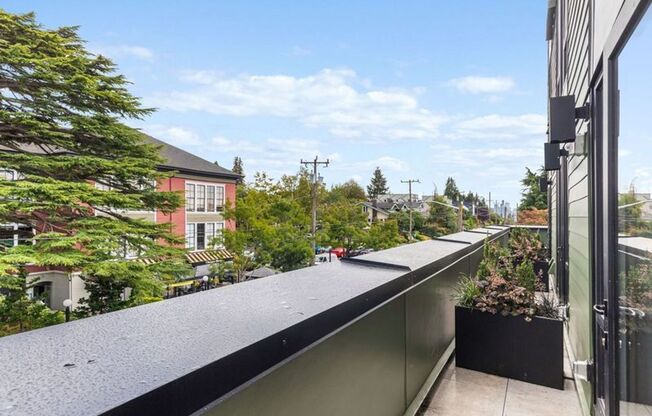 Studio, 1 bath, 304 sqft, $1,617, Unit 313