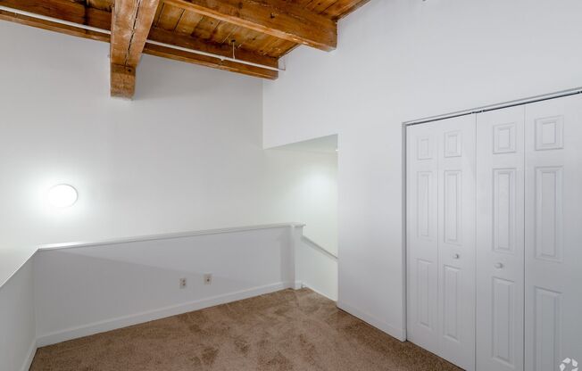 1 bed, 1 bath, 600 sqft, $1,549, Unit 319