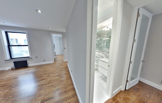 4 beds, 2 baths, $5,295, Unit 2D