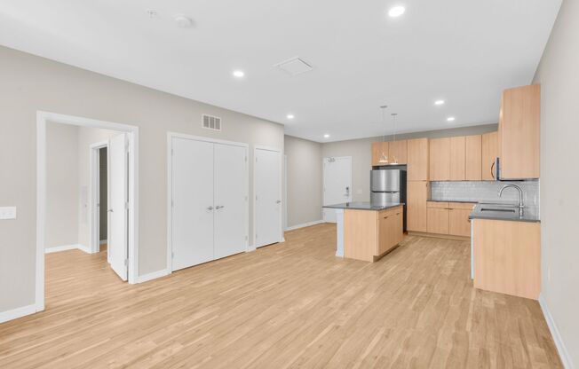 1 bed, 1 bath, 614 sqft, $2,420, Unit 604