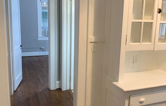 1 bed, 1 bath, 800 sqft, $1,825, Unit 1219-10